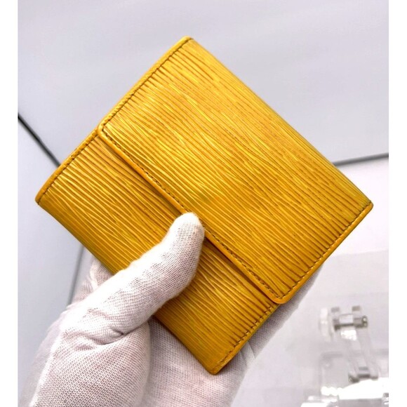 LOUIS VUITTON Portefeiulle Elise Yellow Epi Leather Credit Trifold Wallet France - Picture 3 of 13